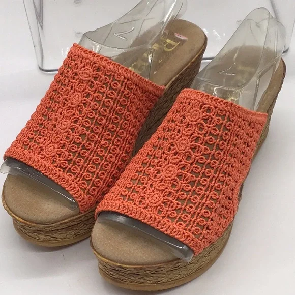 🌼3/$12🌼BUNDLE DEAL! Reba Orange Slide Print Wedge Heel Sandal - Picture 4 of 9